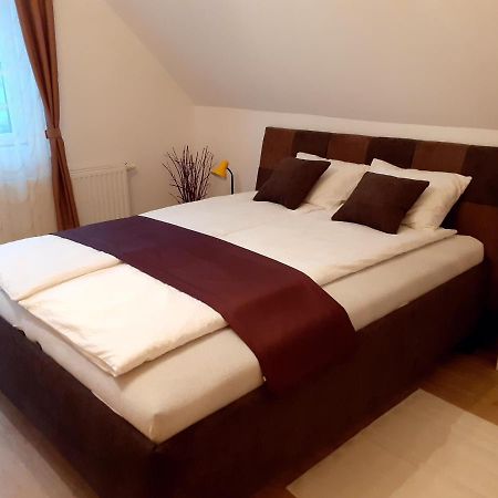 Pacsirta Vendeghaz Hotell Egerszalók Exteriör bild