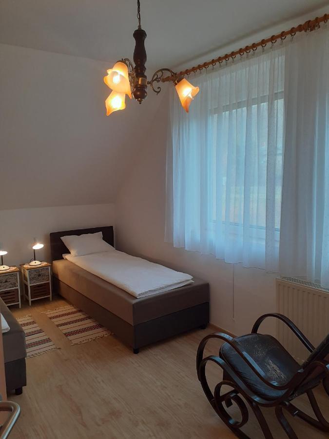 Pacsirta Vendeghaz Hotell Egerszalók Exteriör bild